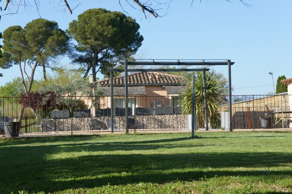 Residence Les Peupliers Loriol-du-Comtat Dış mekan fotoğraf